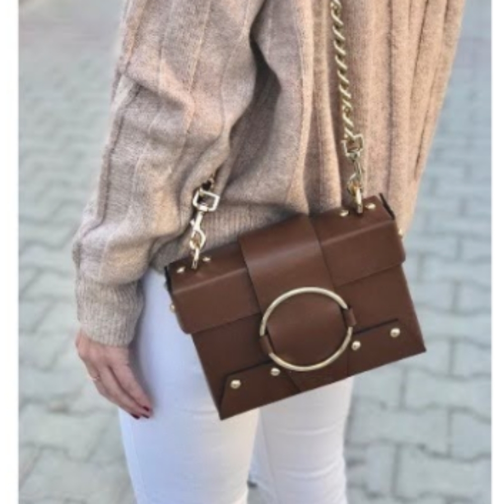 handmade duende purse in brown